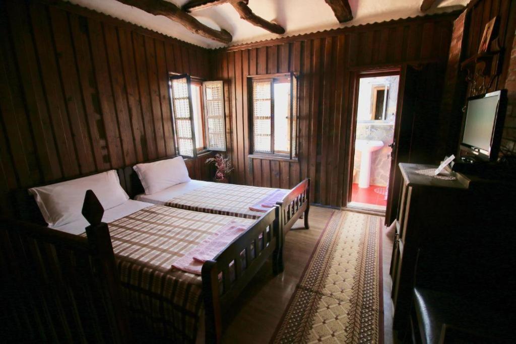 Hotel Nasho Vruho Berat Ngoại thất bức ảnh