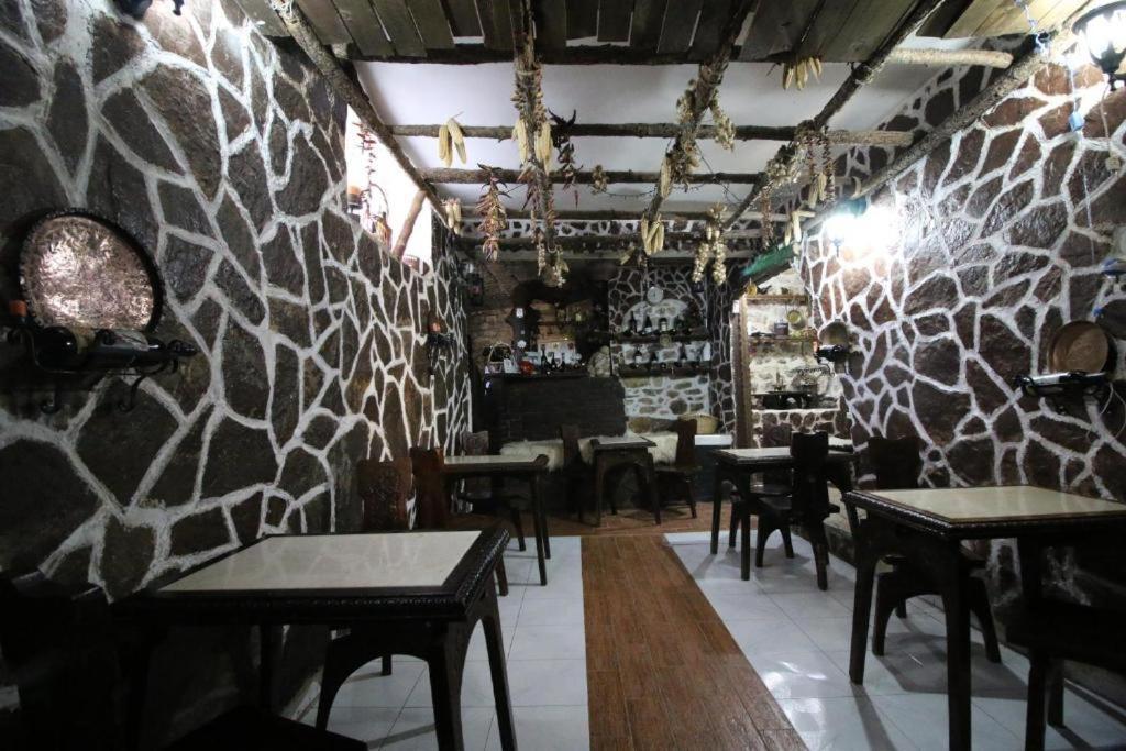 Hotel Nasho Vruho Berat Ngoại thất bức ảnh