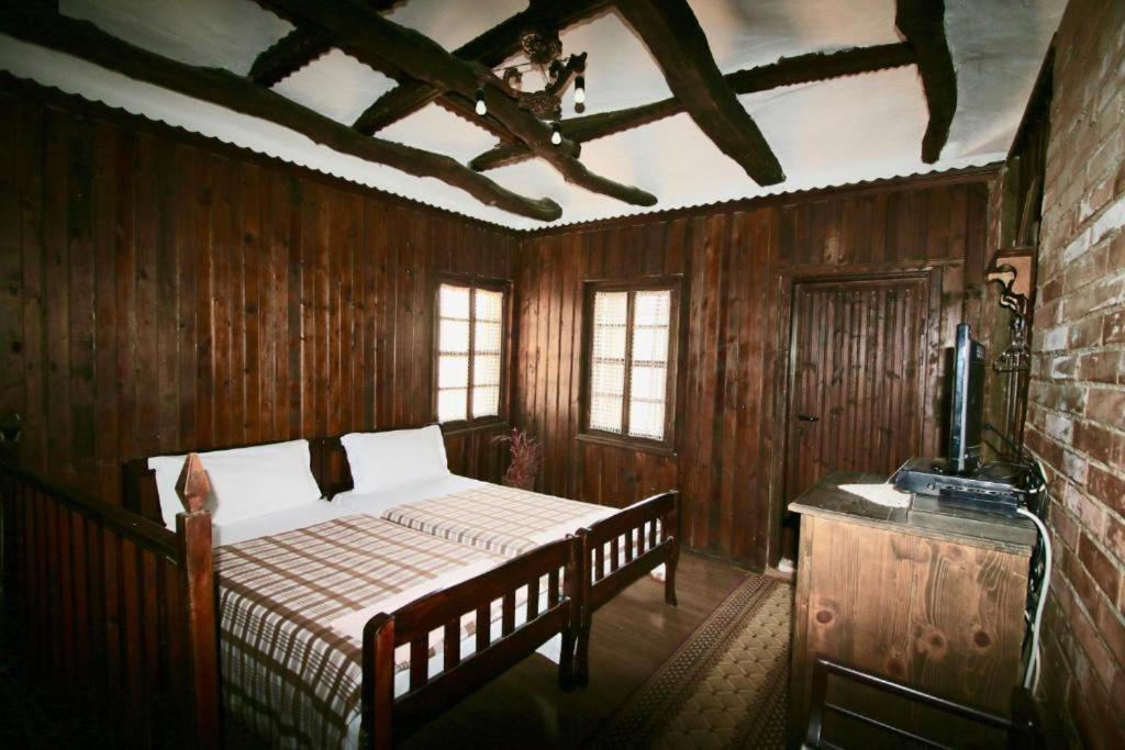 Hotel Nasho Vruho Berat Ngoại thất bức ảnh